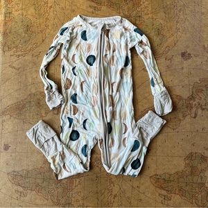 Little Sleepies Neutral Lunas Play condition.